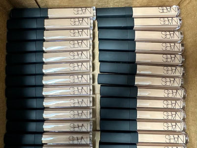 60 Piece Lot of Nars Radiant Creamy Concealer, Medium 1.75 Tiramisu, 0.22oz/6mL