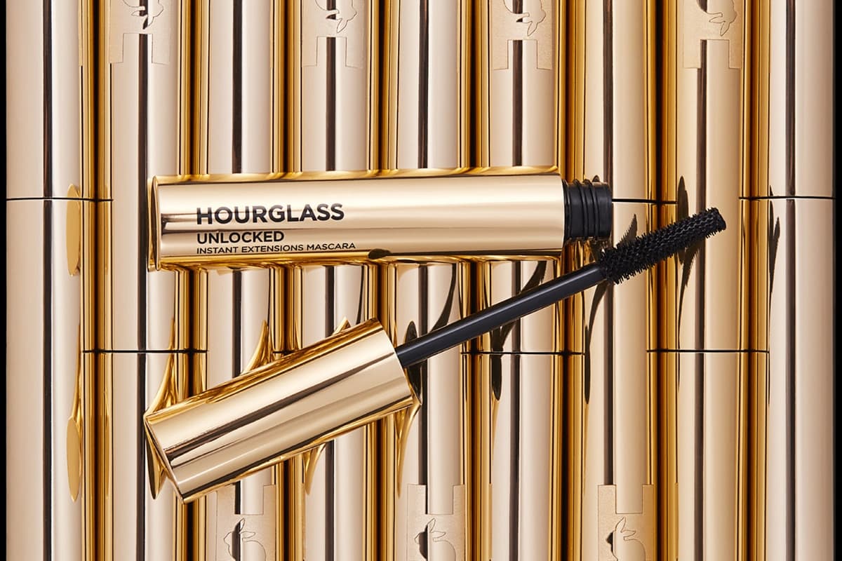 Hourglass Unlocked Instant Extension Mascara